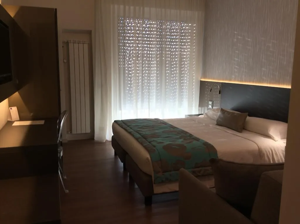 Hotel Ariston & Apartments Varazze Ιταλία