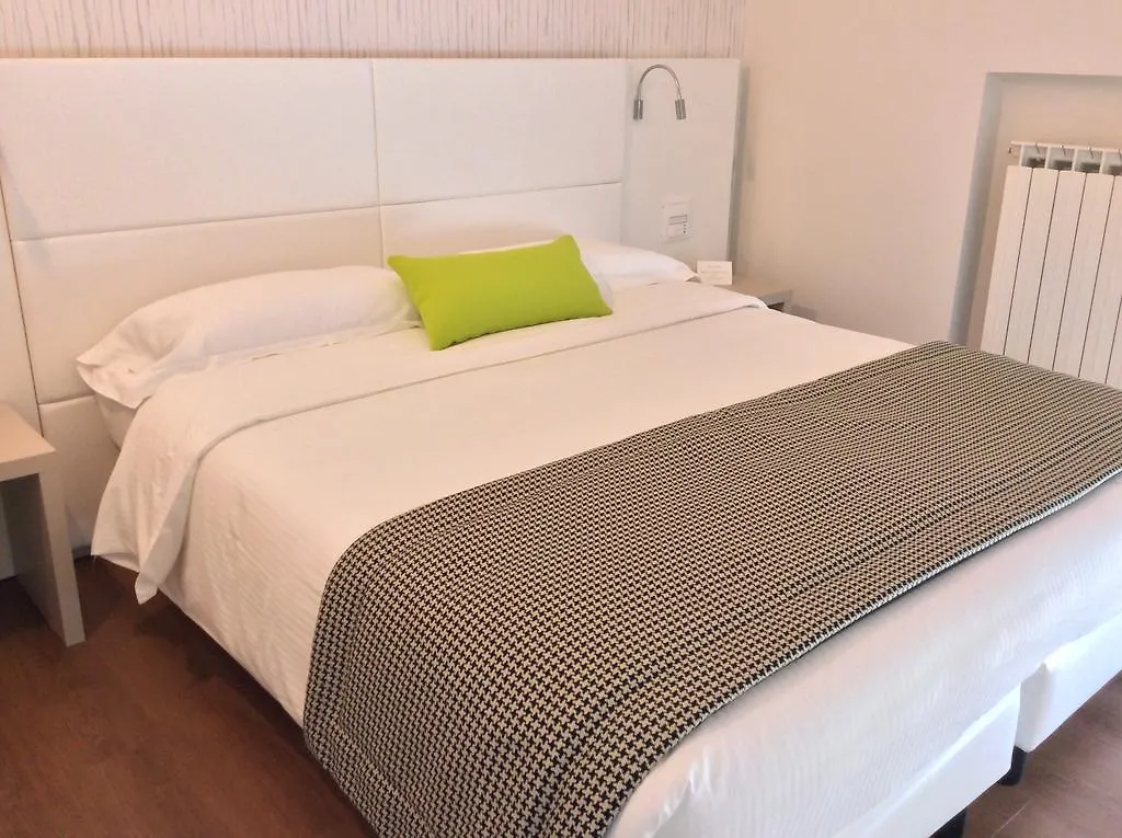 Hotel Ariston & Apartments Varazze