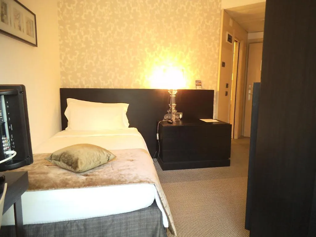 Hotel Ariston & Apartments Varazze