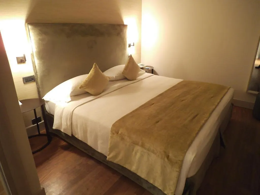 Hotel Ariston & Apartments Varazze