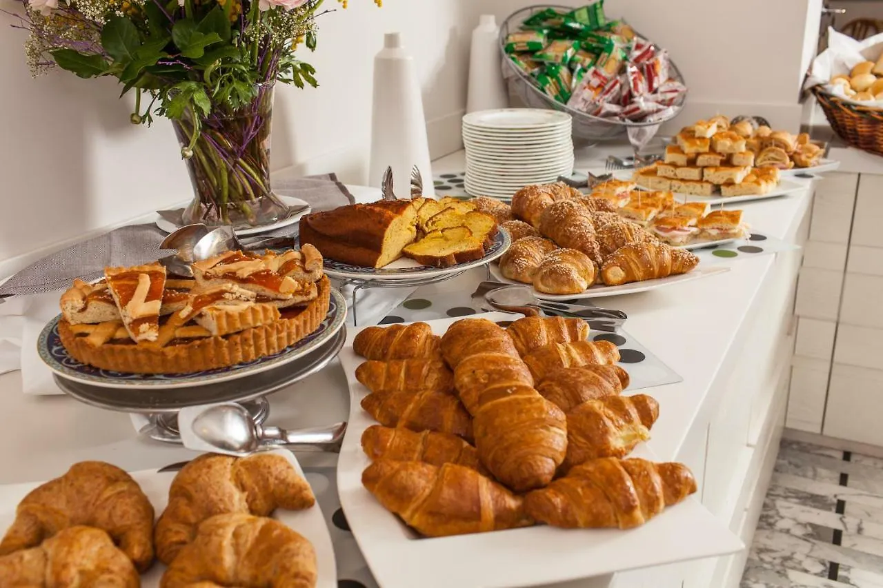 Hotel Ariston & Apartments Varazze