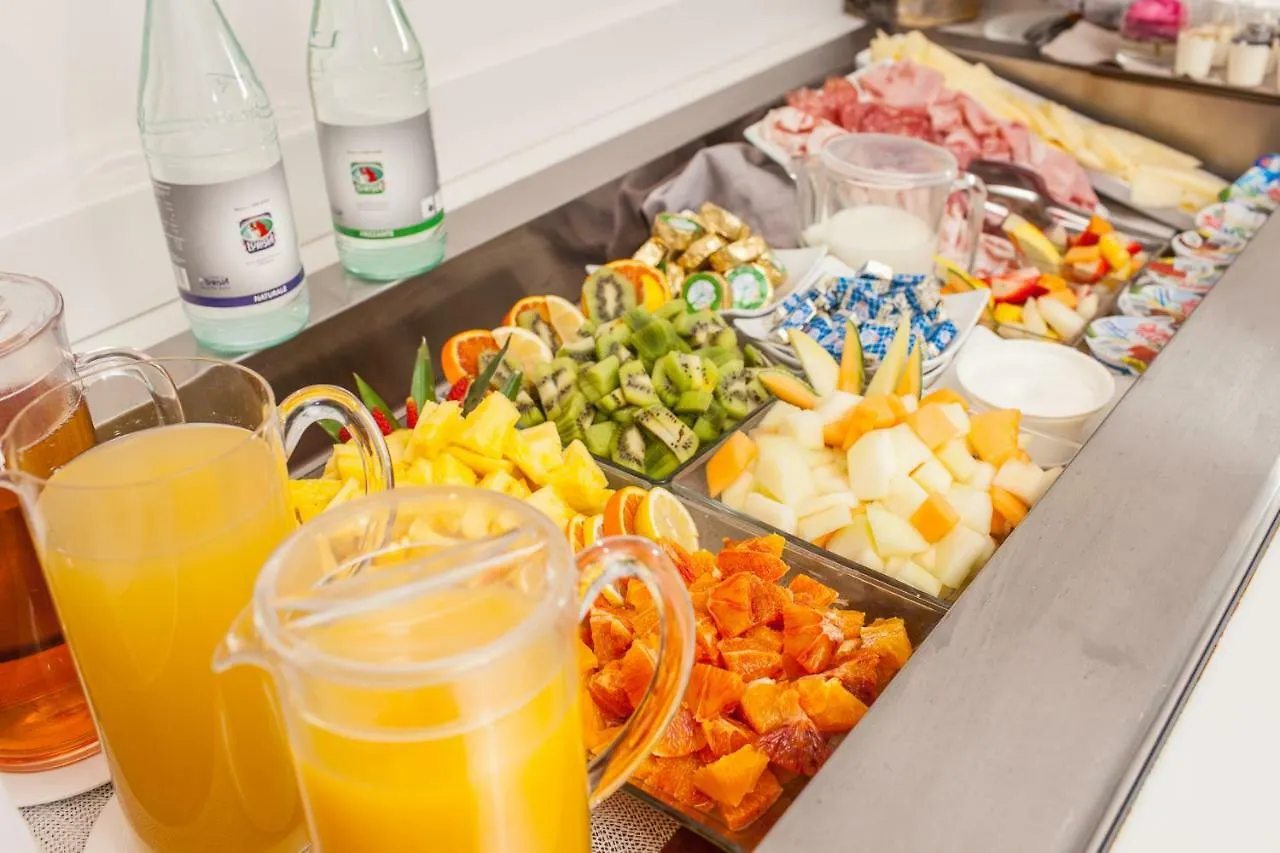 Hotel Ariston & Apartments Varazze 3*,  Italy